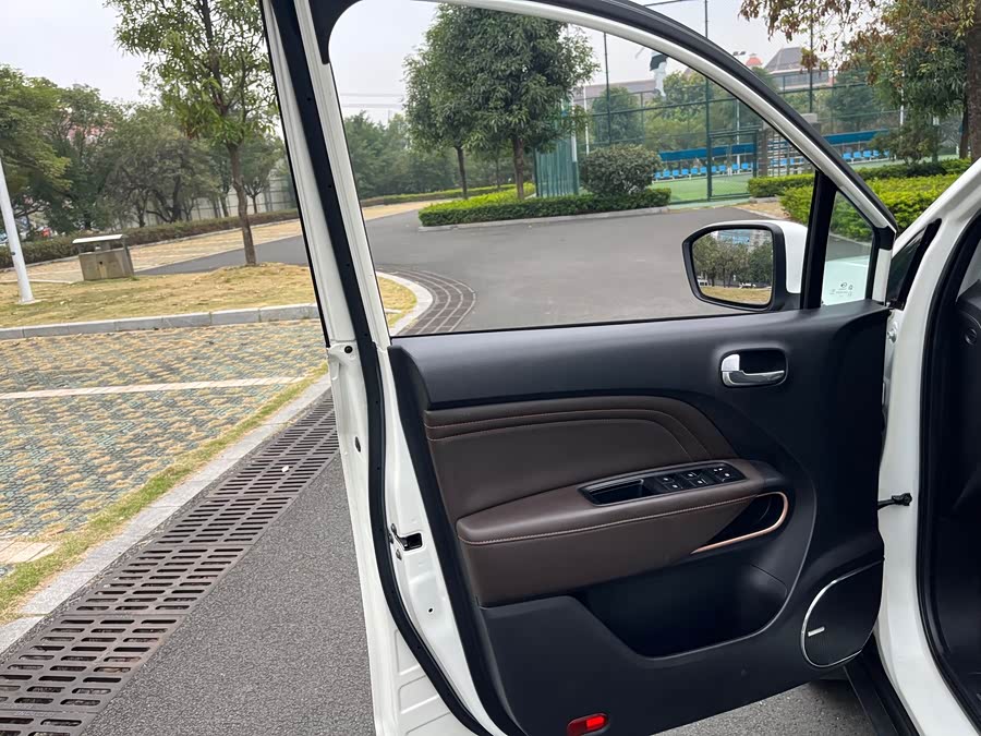 GAC Trumpchi GS3 2019 car image #16