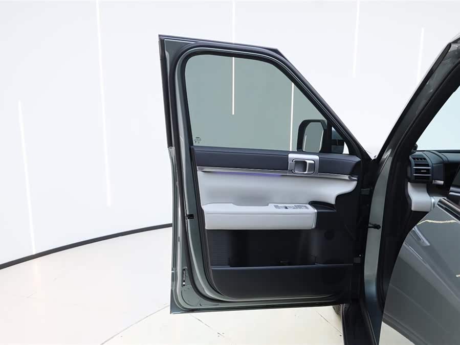 FangChengBao Tiger 7 2025 #16 FangChengBao Tiger 7 2025 car image #16