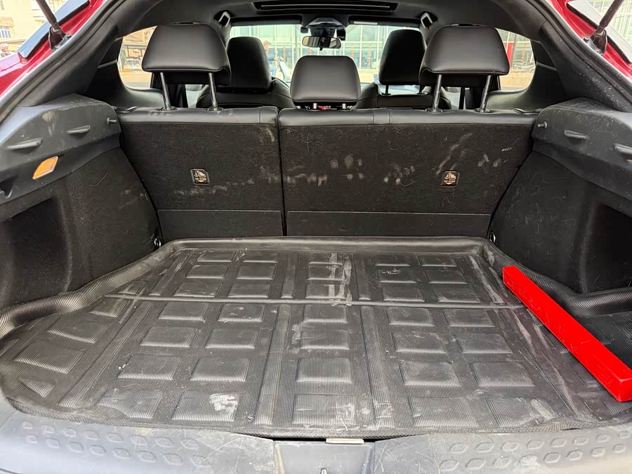 Toyota C-HR 2020 immagine di auto #16