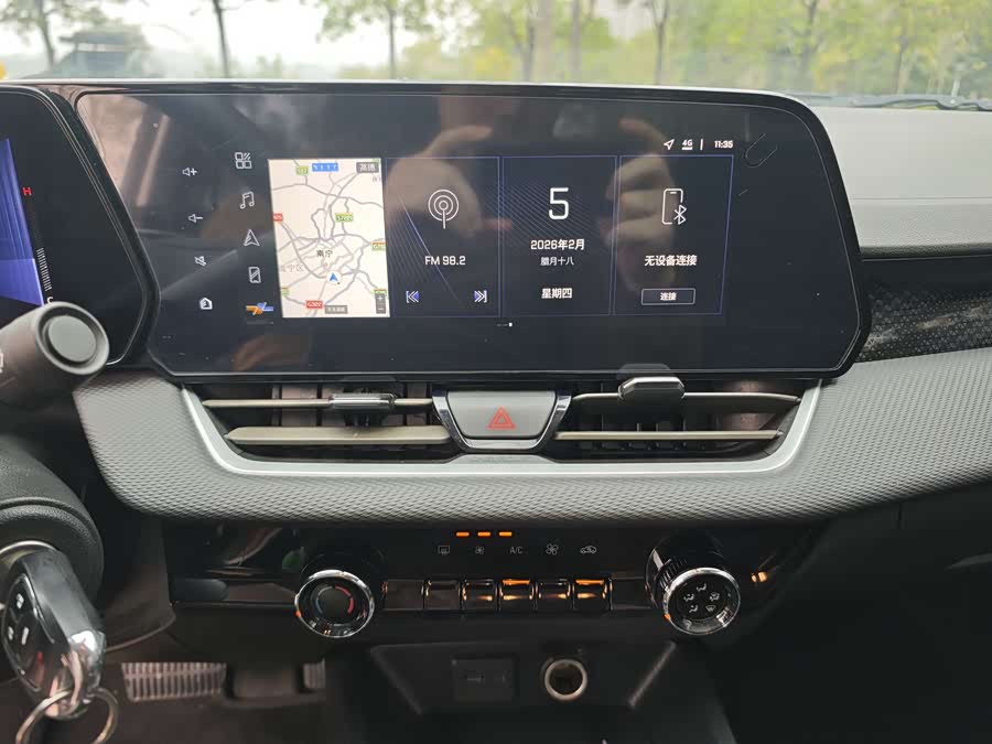 Chevrolet Monza 2022 car image #16