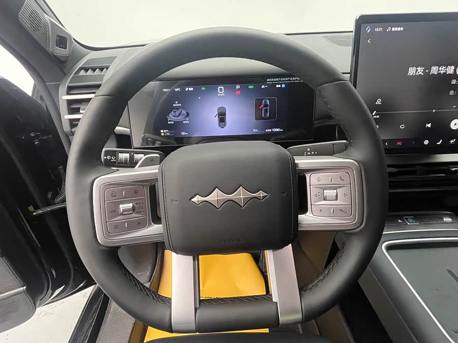 FangChengBao Tiger 7 2025 car image #16