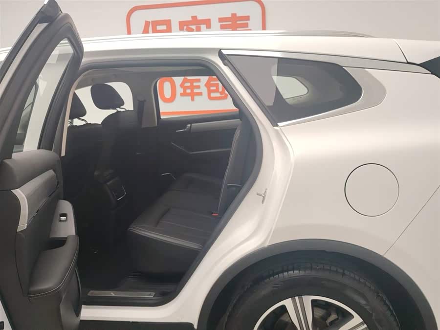 BYD Tang 2018 изображение автомобиля #16