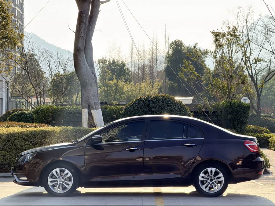 GEELY Emgrand 2015 car image #16