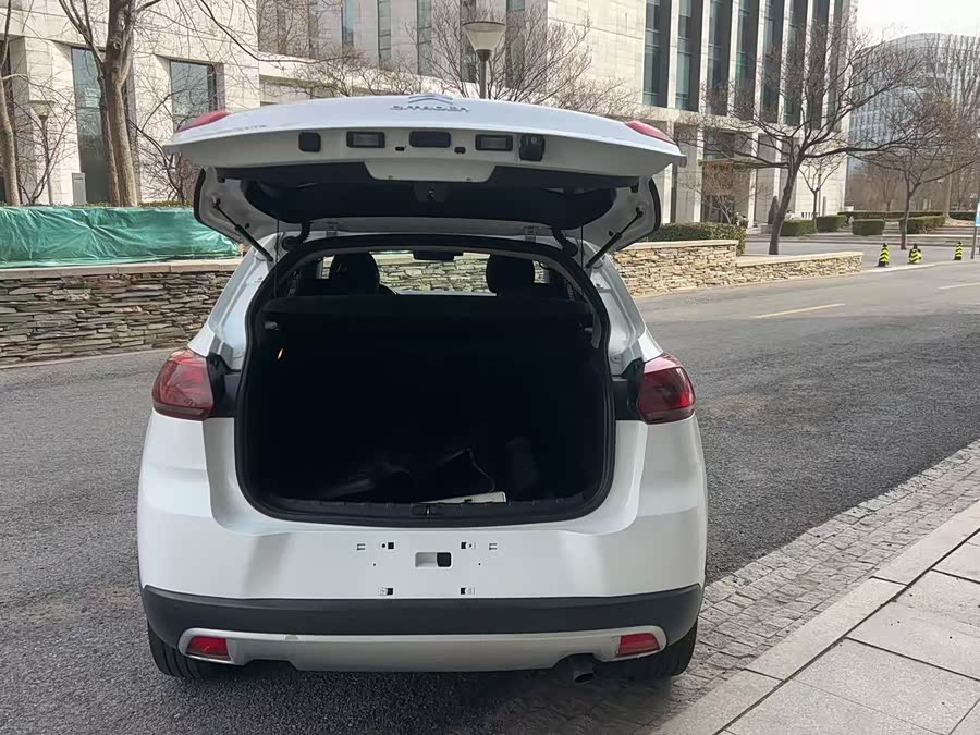 Citroen C3-XR 2015 #16 Citroen C3-XR 2015 car image #16