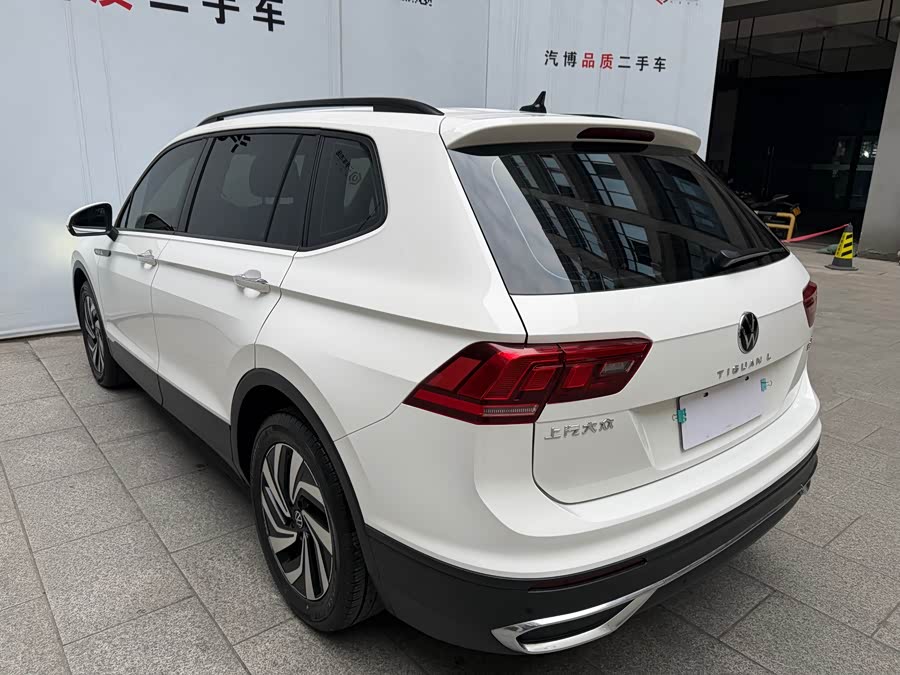 Volkswagen Tiguan L 2022 #16 Volkswagen Tiguan L 2022 car image #16