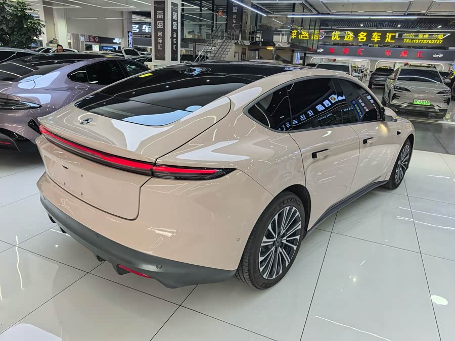 蔚来 蔚来ET5 2022 汽车图片 #16