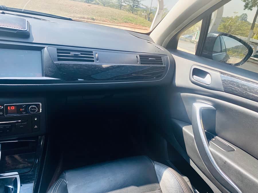 Citroen C5 2014 immagine di auto #16