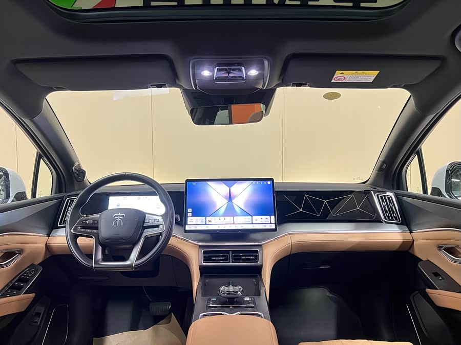 BYD SongL DM-i 2024 car image #16