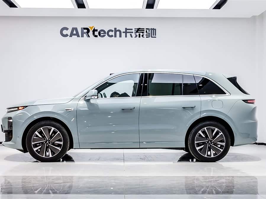 Li L6 2025 image de voiture #16