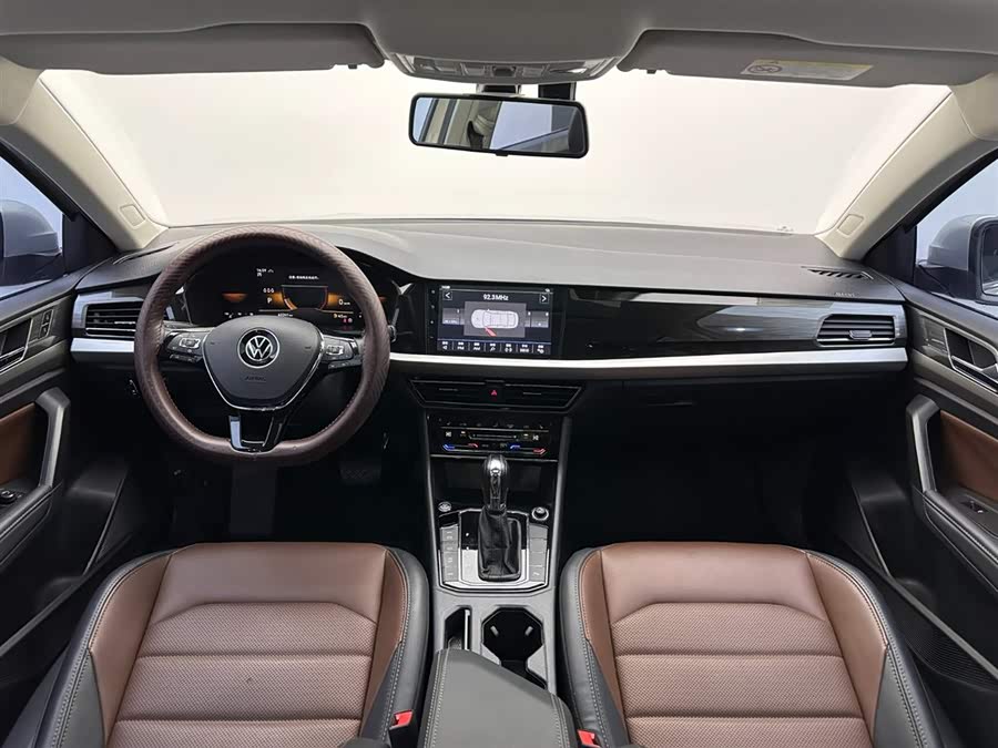 Volkswagen Lavida 2022 car image #16