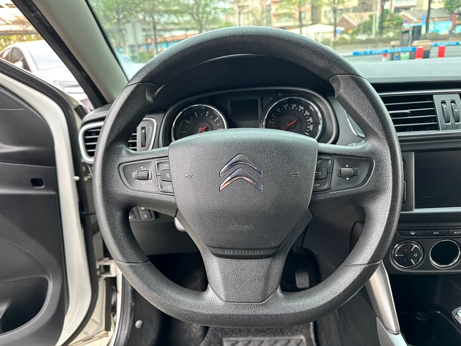 Citroen C3-XR 2018 car image #16