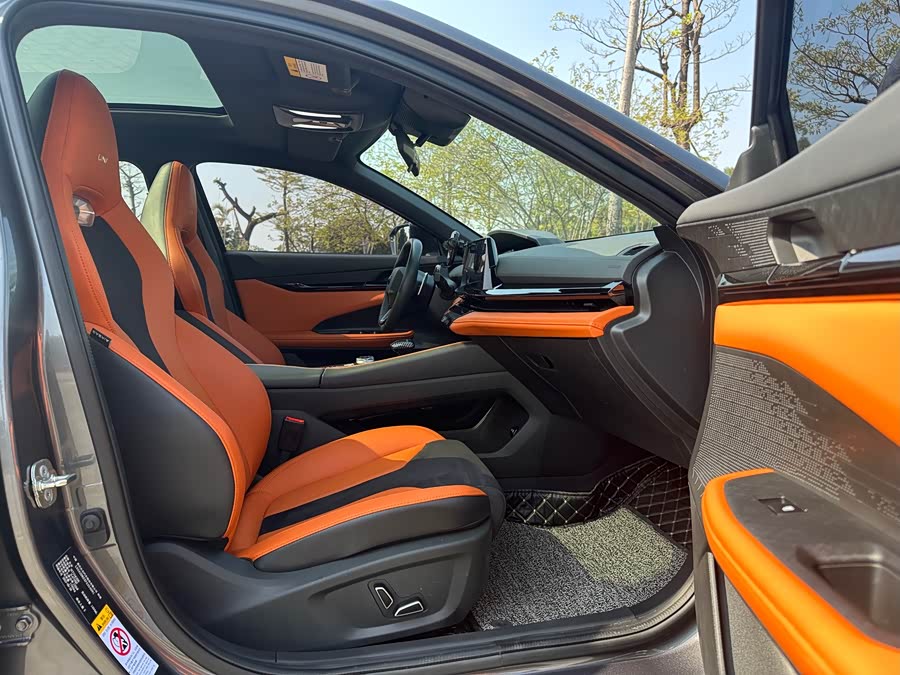 Changan UNI-V 2023 car image #16