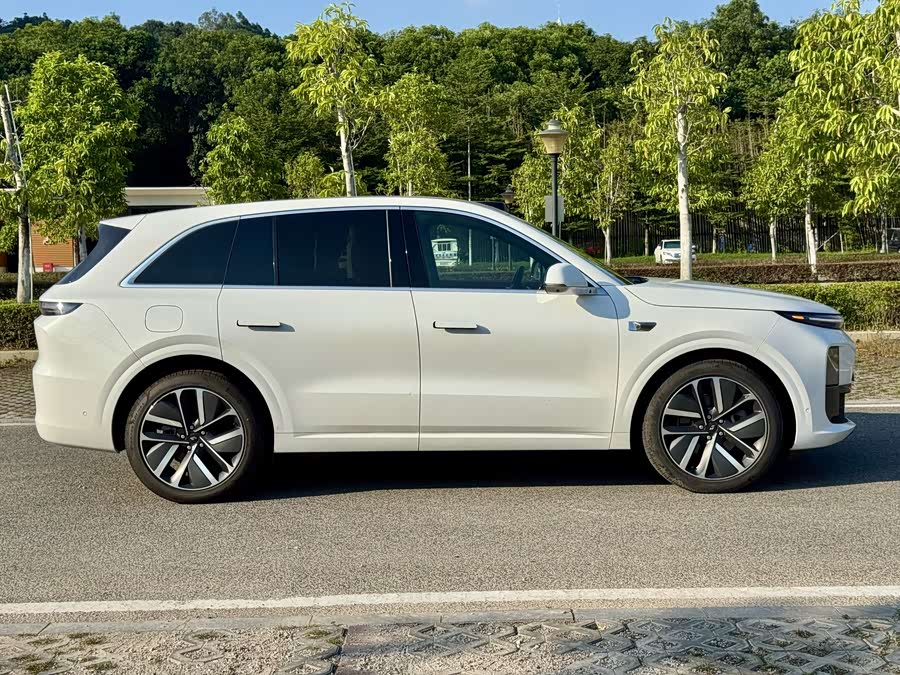 Li L6 2024 imagen de coche #16