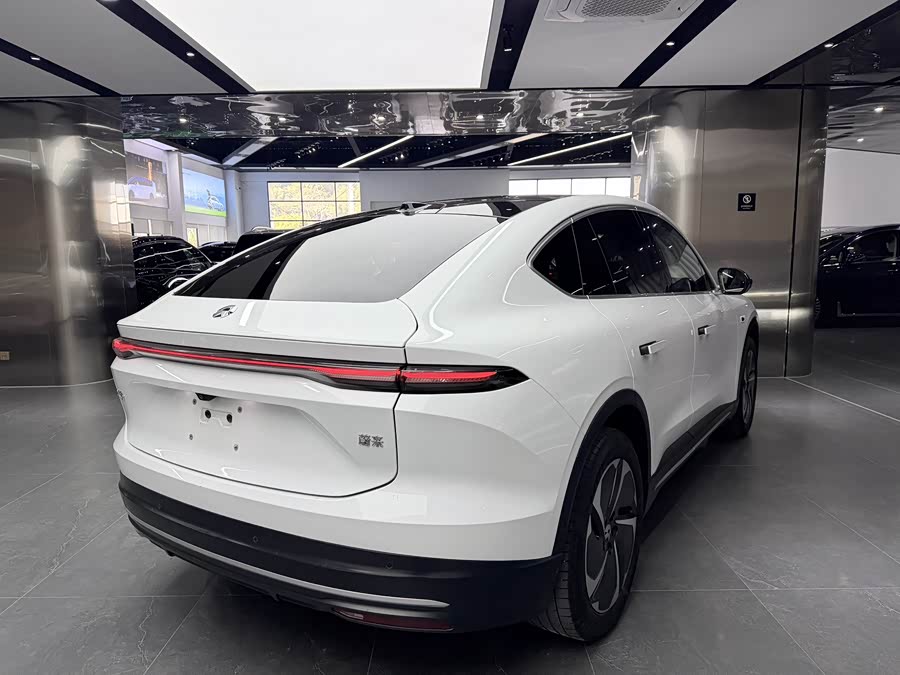 蔚来 蔚来EC6 2024 汽车图片 #16