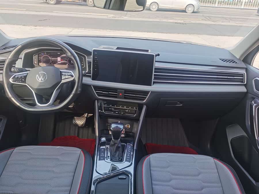 Volkswagen Tiguan L New Energy 2021 изображение автомобиля #16