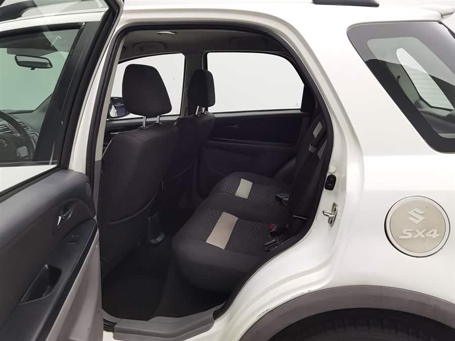 铃木 天语 SX4 2012 汽车图片 #16