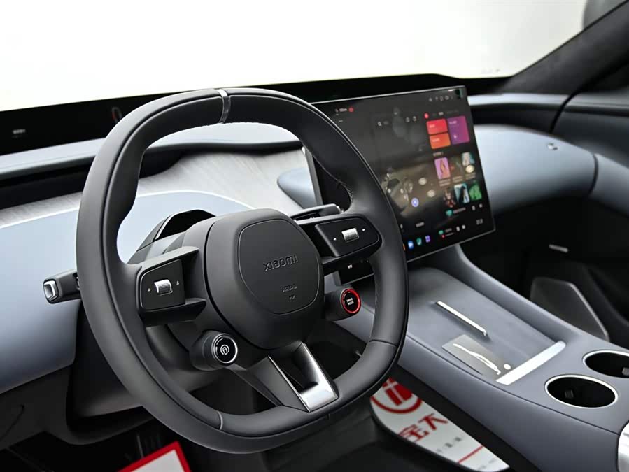 MI YU7 2025 image de voiture #16