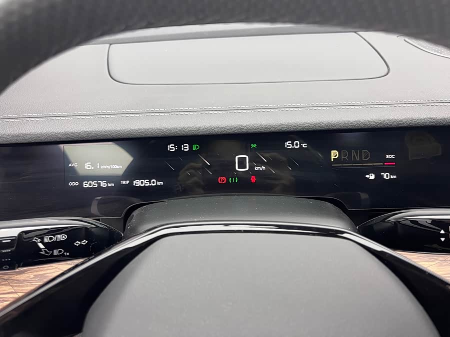 哪吒汽车 哪吒S 2023 汽车图片 #16