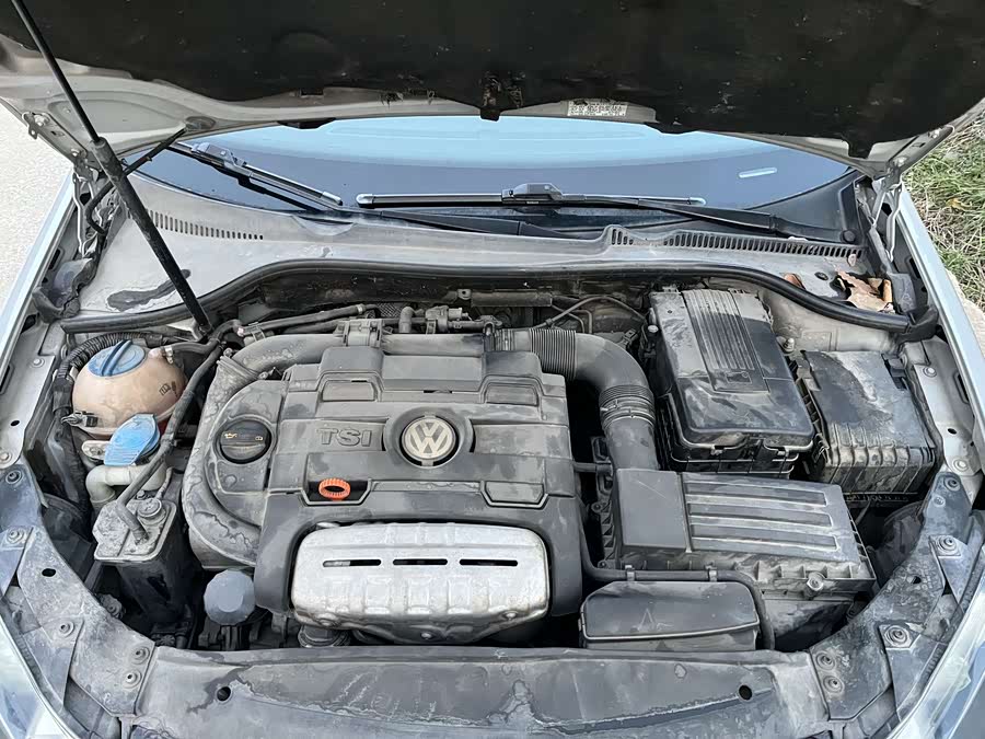 Volkswagen Golf (Imported) 2011 immagine di auto #16