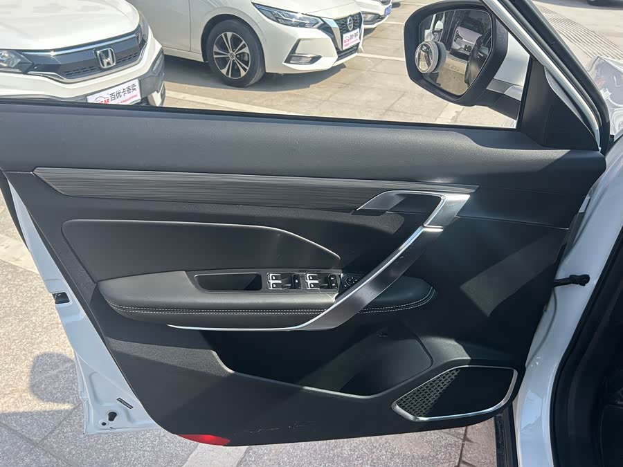 GEELY Boyue 2020 صورة سيارة #16