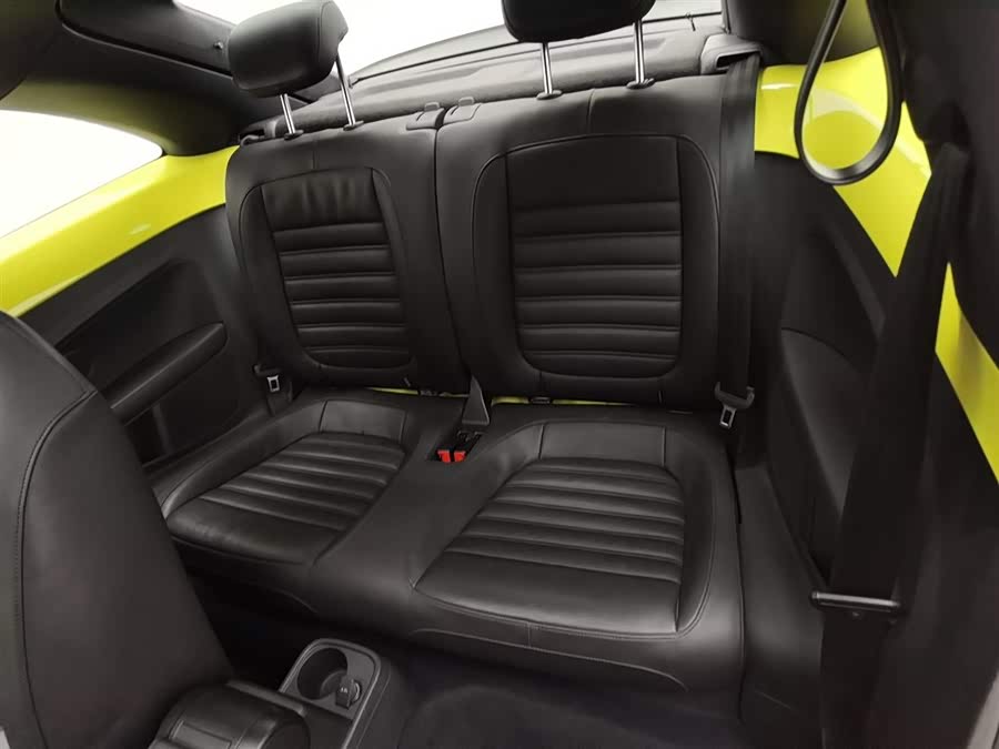 Volkswagen Beetle 2013 immagine di auto #16