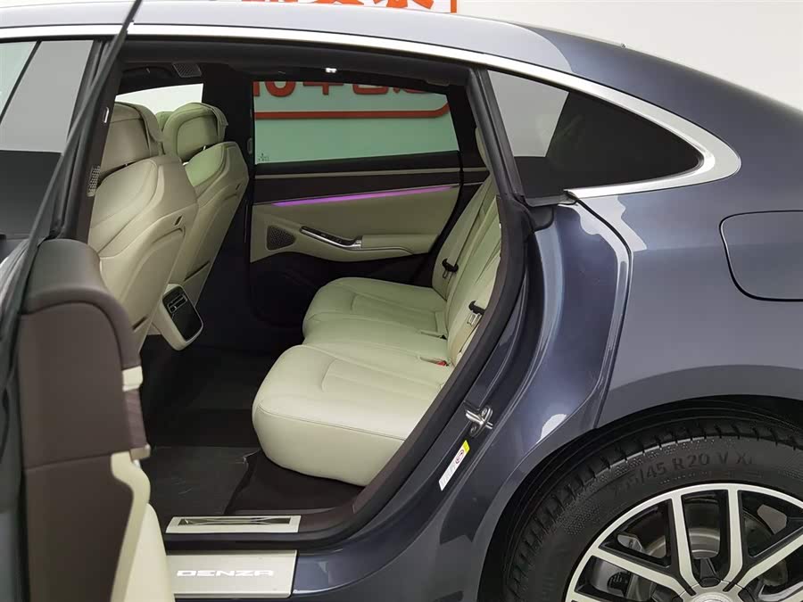 Denza Z9 2024 immagine di auto #16