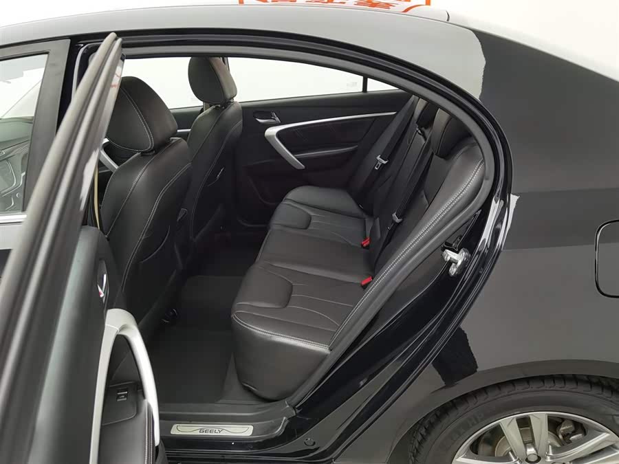 GEELY Emgrand 2017 car image #16