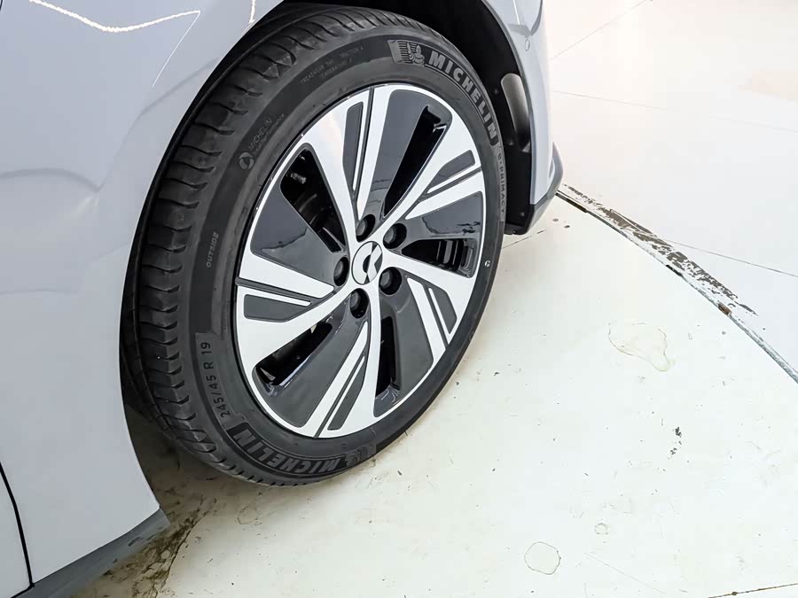 蔚来 蔚来ET5 2024 汽车图片 #16