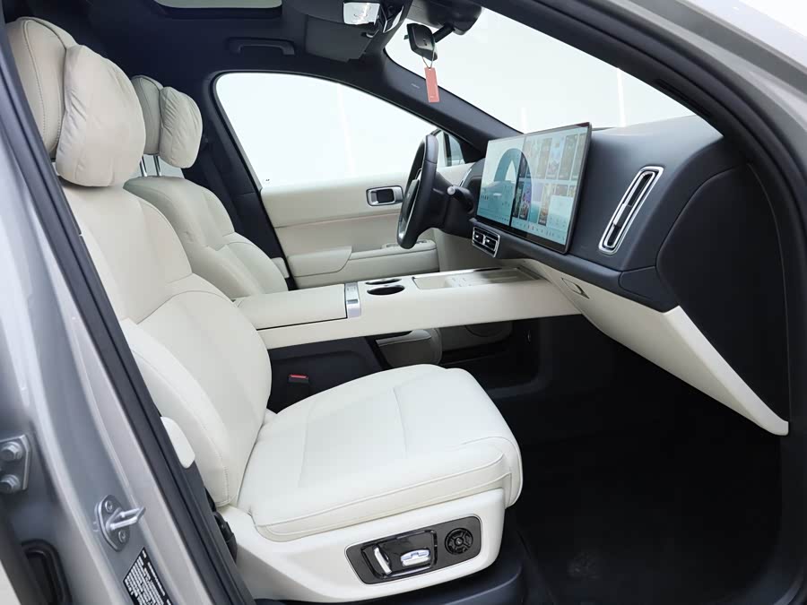 Li L9 2024 car image #16