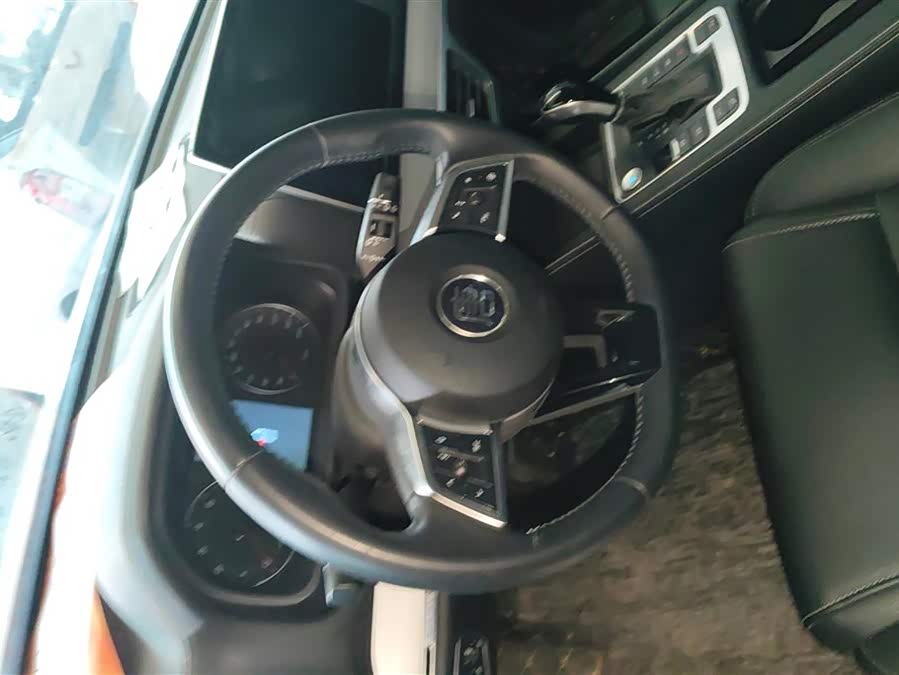 BYD Tang 2019 #16 BYD Tang 2019 car image #16