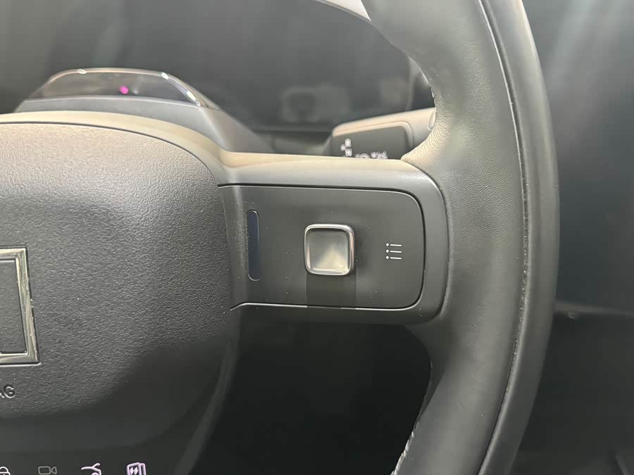 极氪 极氪007 2024 汽车图片 #16