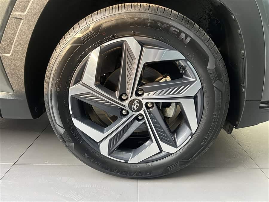 Hyundai Tucson 2022 car image #16