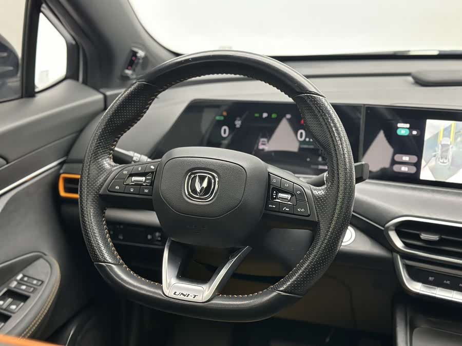 Changan UNI-T 2022 car image #16