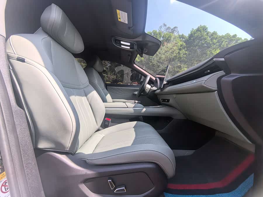 Deepal S07 2024 image de voiture #16