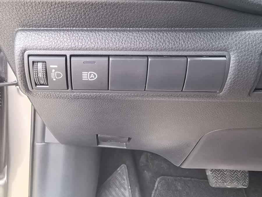 Toyota Corolla 2021 car image #16
