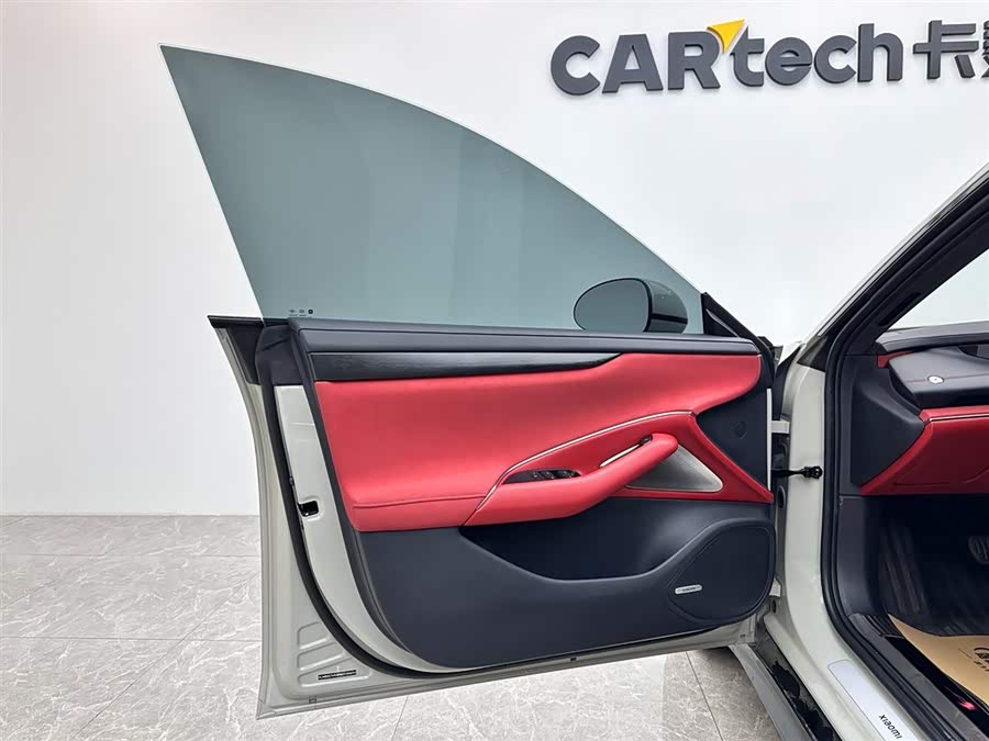 MI SU7 2024 car image #16