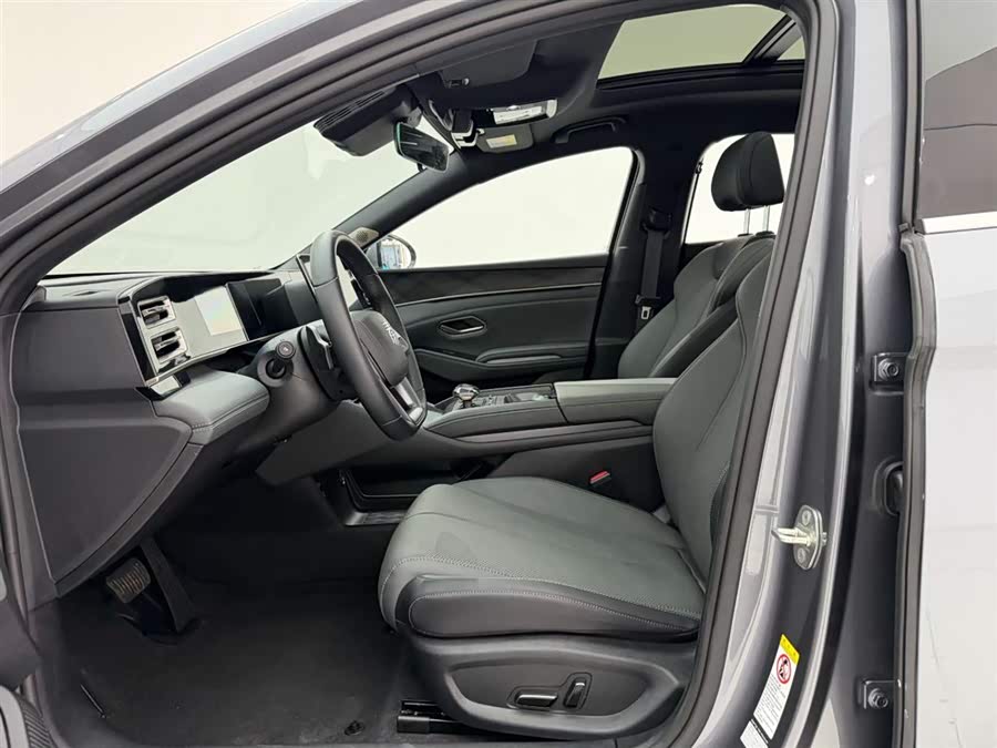 BYD Qin L 2025 car image #16