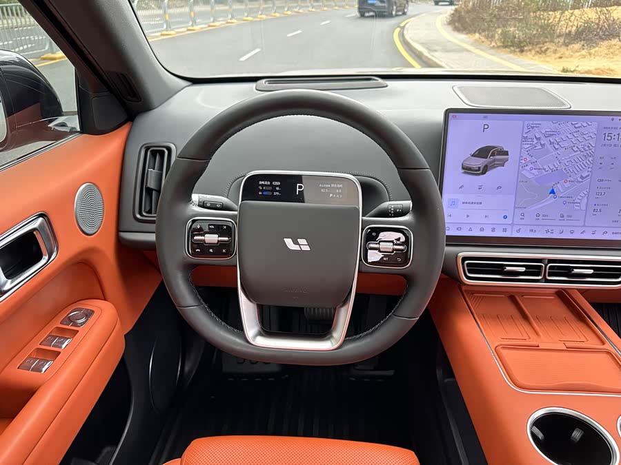 Li L6 2024 imagen de coche #16