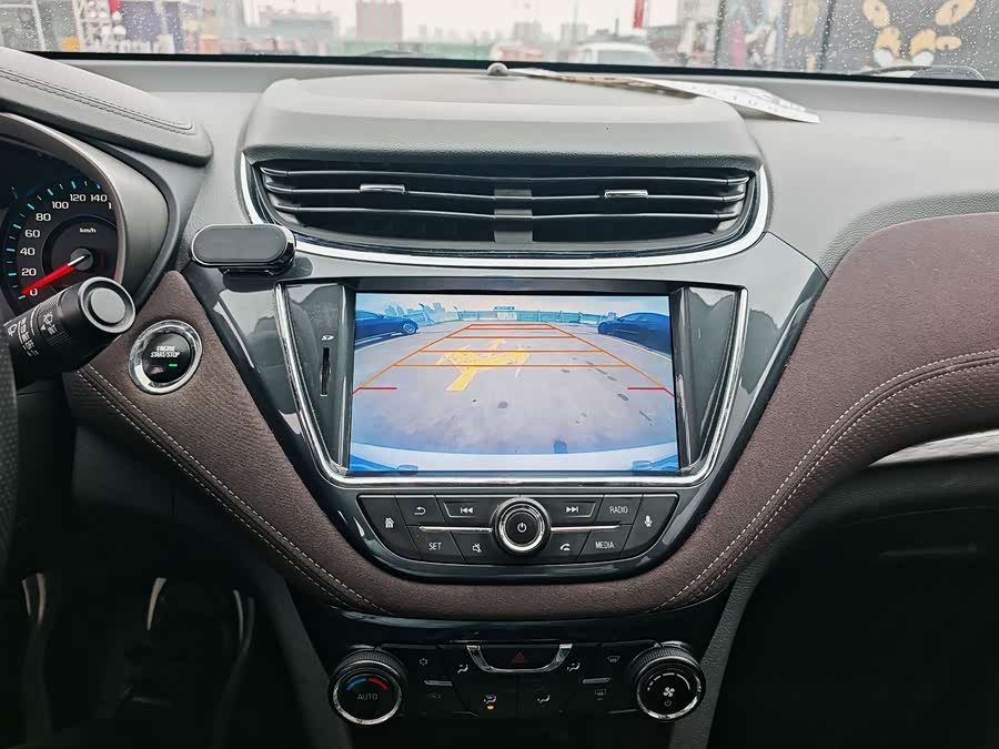 Chevrolet Malibu 2019 car image #16