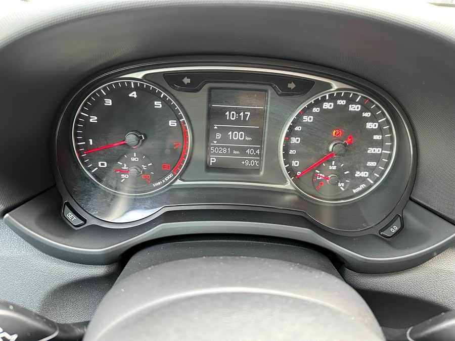 Audi A1 2015 car image #16