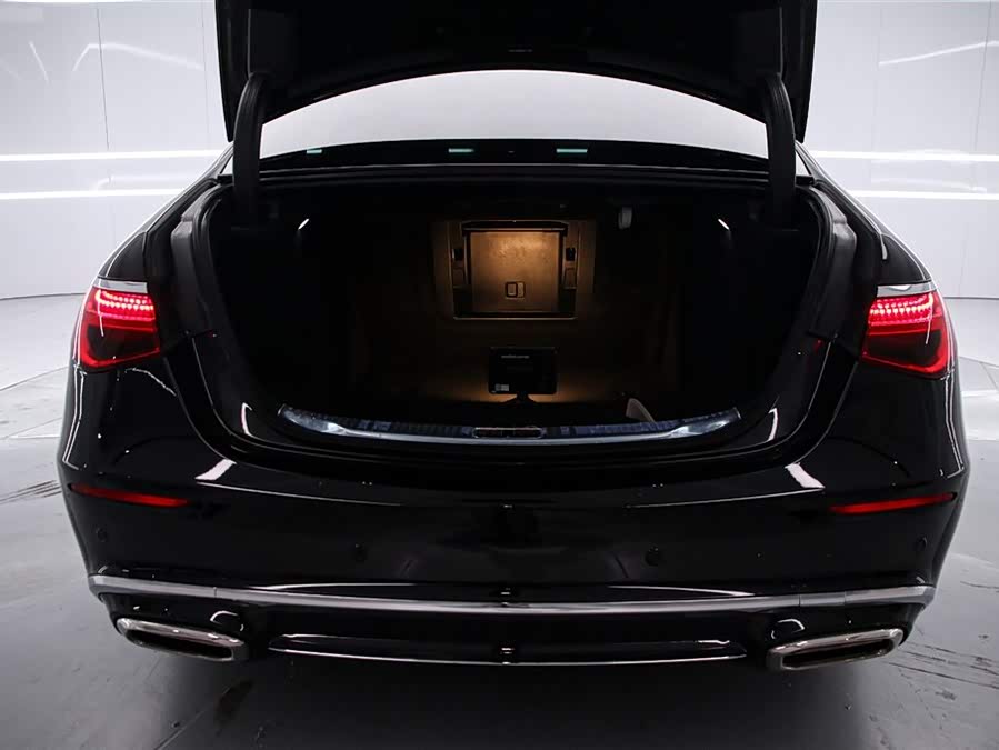 Mercedes-Benz S Class 2023 immagine di auto #16