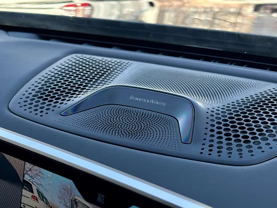 BMW 7 Series 2016 car image #16