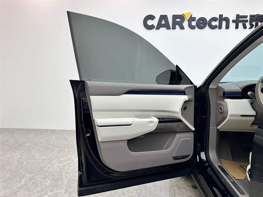 极氪 极氪7X 2024 汽车图片 #16