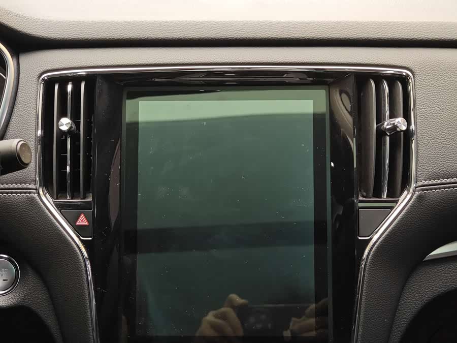 Roewe RX5 2019 изображение автомобиля #16