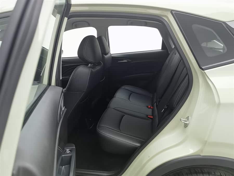 哪吒汽车 哪吒V 2022 汽车图片 #16