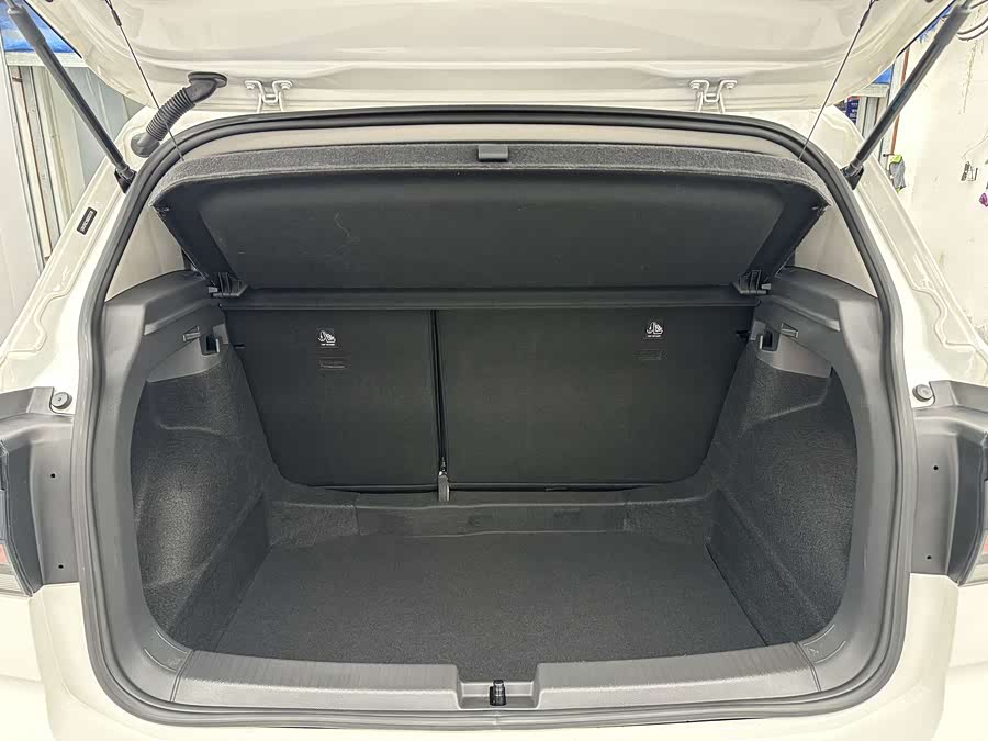 Volkswagen T-Cross 2021 #16 Volkswagen T-Cross 2021 car image #16