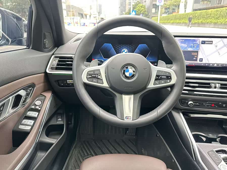 BMW 3 Series 2024 #16 BMW 3 Series 2024 car image #16