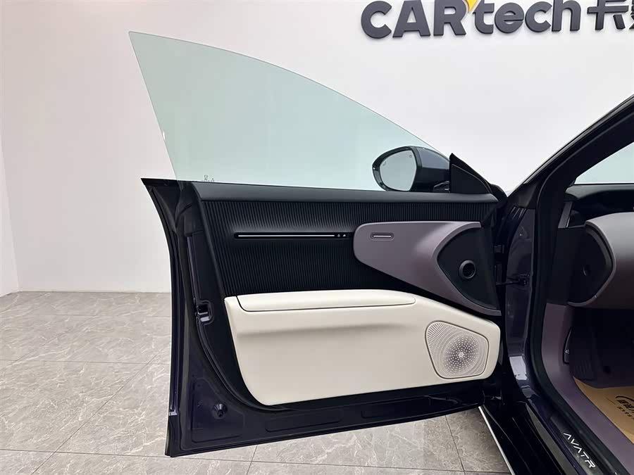 Avatr 12 2024 immagine di auto #16