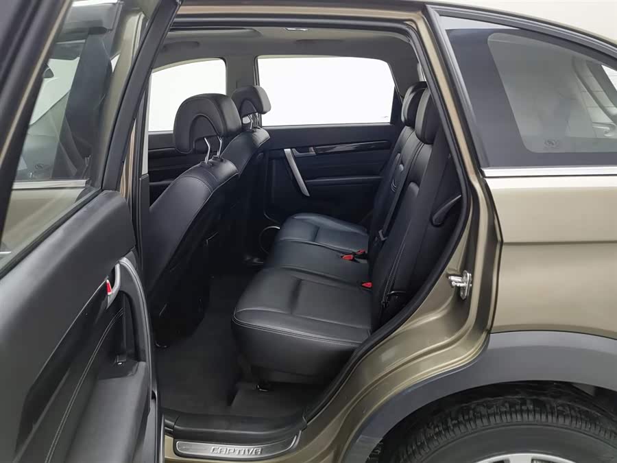 Chevrolet Captiva 2016 imagem de carro #16