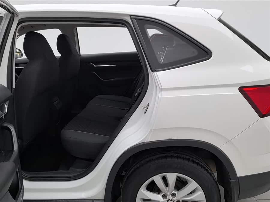 Skoda Kamiq 2020 изображение автомобиля #16